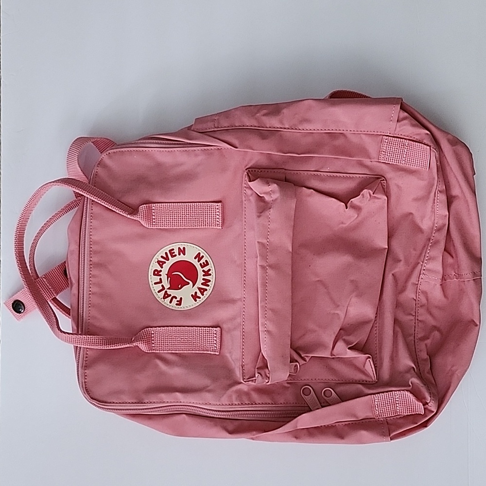 Fjallraven Kanken pink bookbag